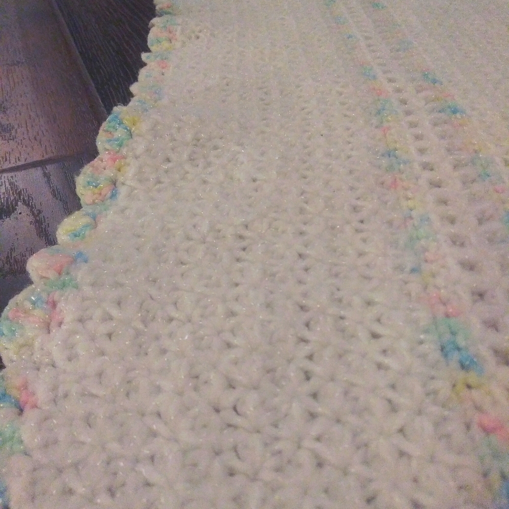 Crocheted baby blanket unisex